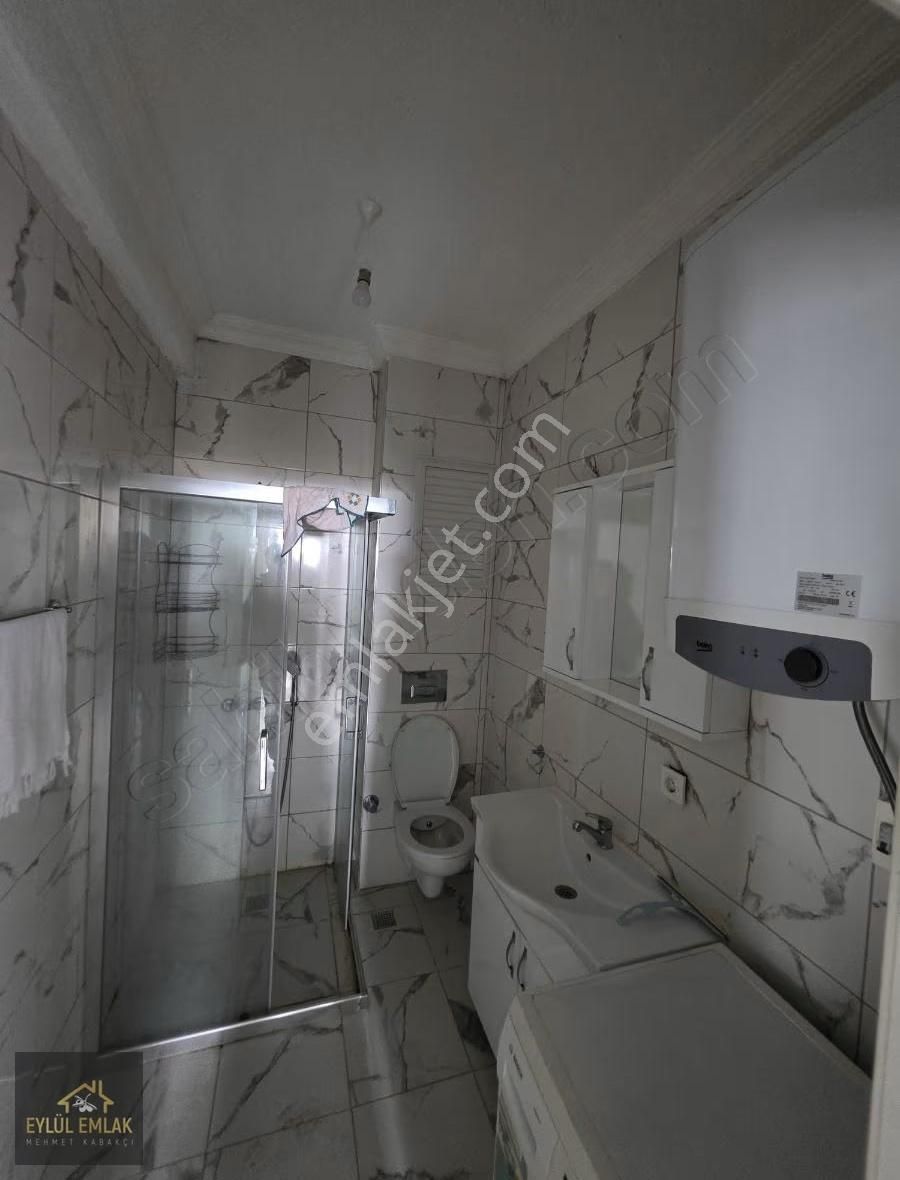 Mumcular Merkezde Satılık Orta Kat 2+1. İskanlı Oturuma Hazır