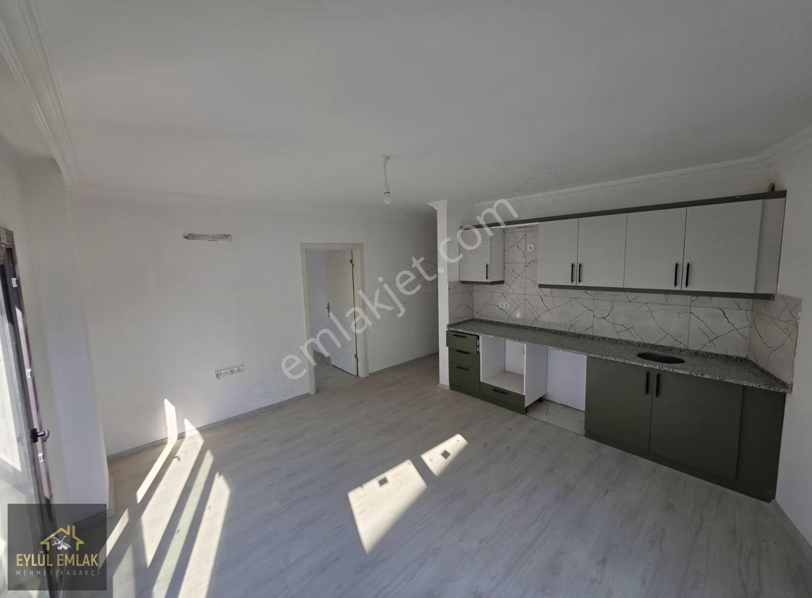 Mumcular Da Kiralık 1+1 Orta Kat Daire