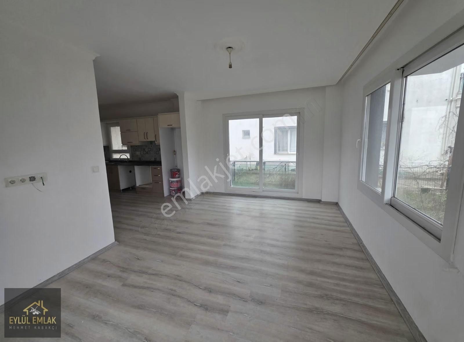 Mumcularda Satılık 2+1 Bahçe Katı Daire - Görsel 15