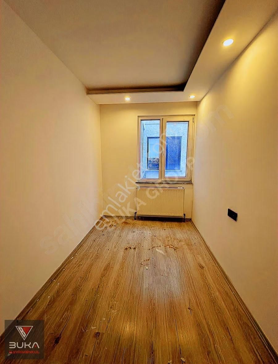 Güvenlikli Ve Otoparklı Yatırımlık Fırsat 2 Adet Satılık Daire - Görsel 18