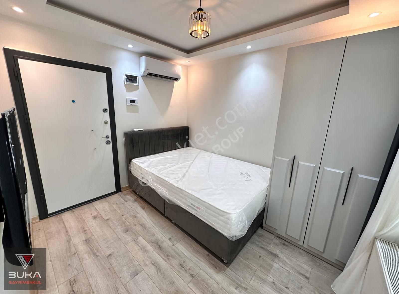 Çengelköy Merkezde, Sahile 2dk Şık Eşyalı Kiralık 1+0 Stüdyo