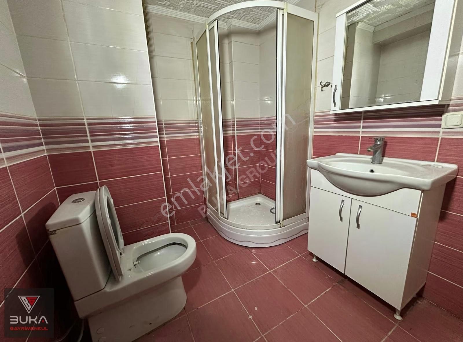 Zeynep Kamil Yakını Kaçırılmayacak Fırsat 2+1 Satılık Daire - Görsel 11