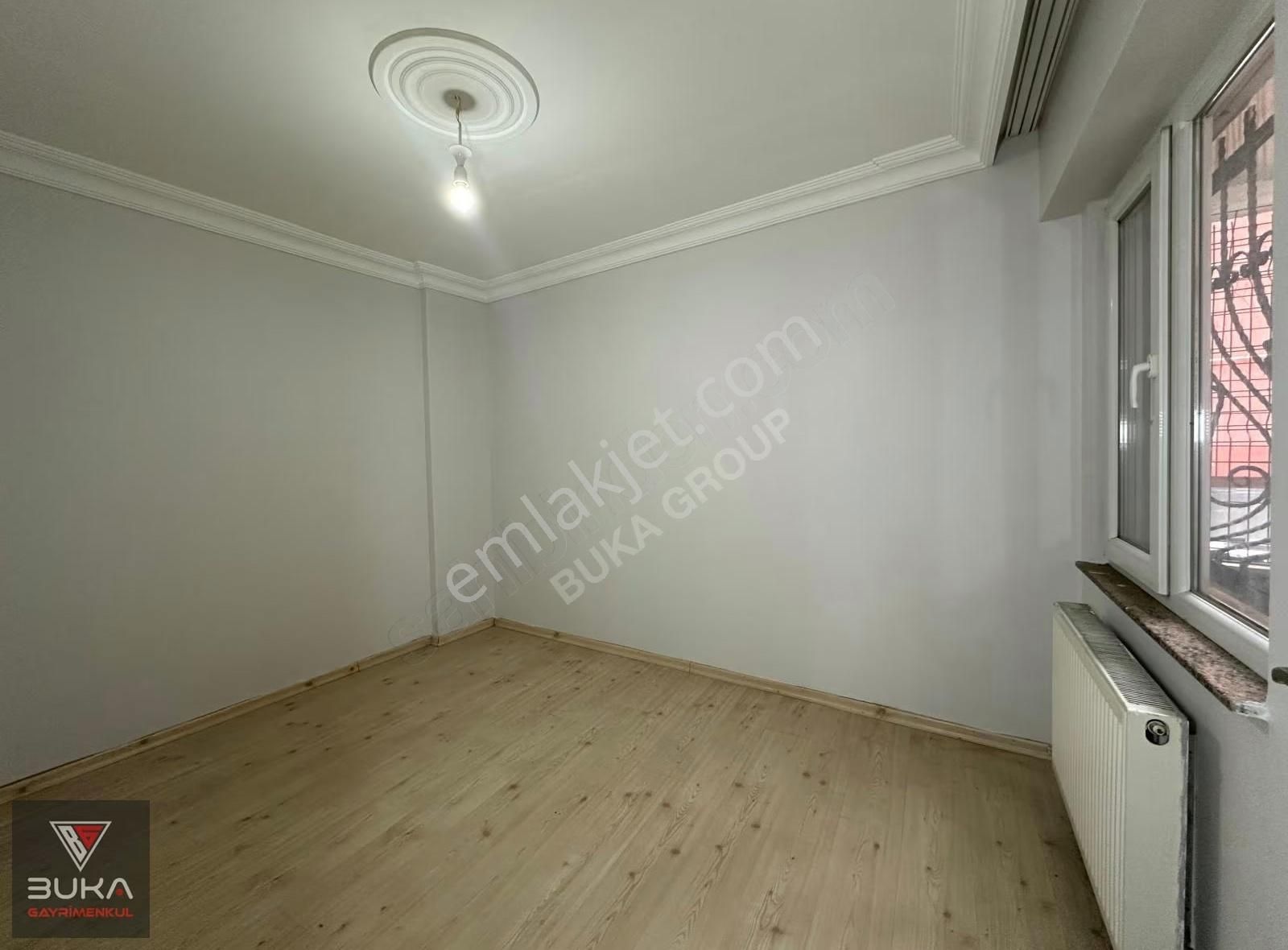 Zeynep Kamil Yakını Kaçırılmayacak Fırsat 2+1 Satılık Daire - Görsel 17