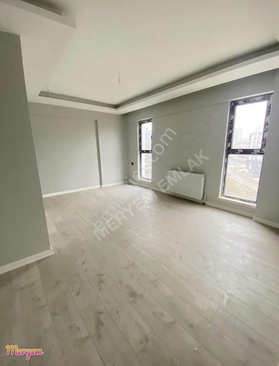 Güneşevlerin Dibinde Satılık 4 Katta 4+1 Daire - Görsel 6