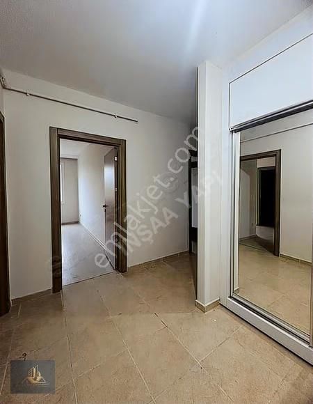 Beylikdüzü Marmara Mahallesinde Kiralık Geniş 3+1 Daire Fırsatı - Görsel 3