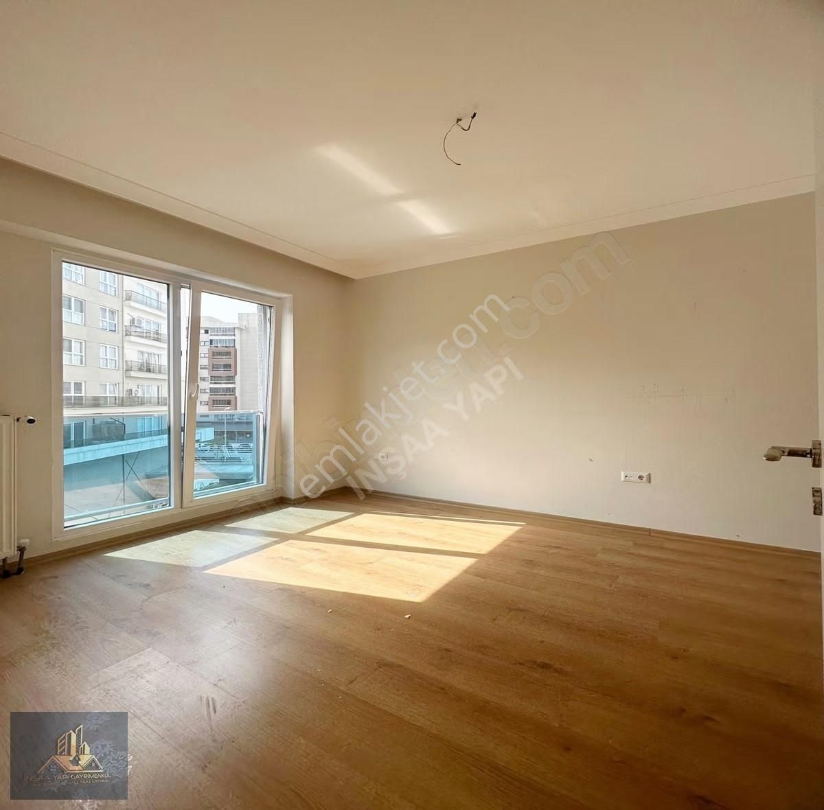 Cumhuriyet Mahallesin'de Kiralık 1+1 Boş Daire Fırsatı - Görsel 12