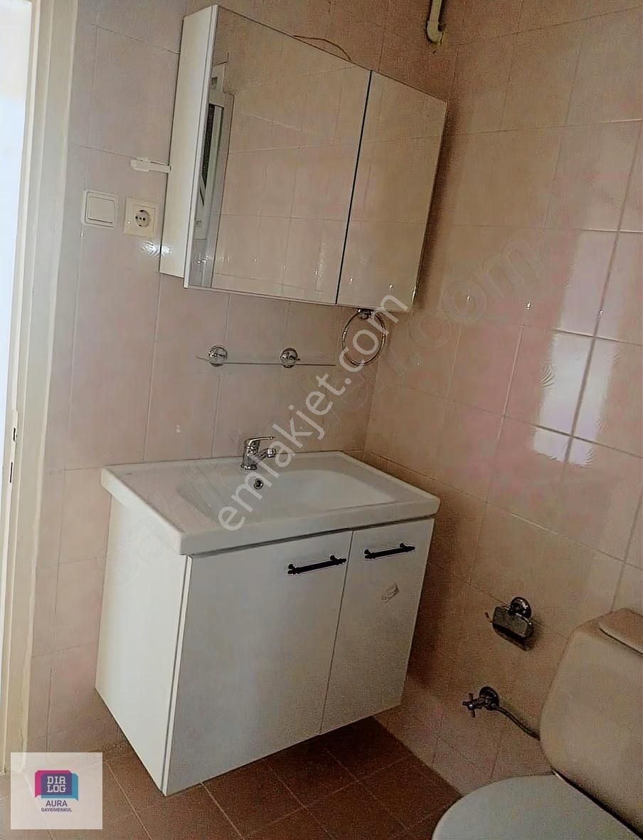 Barış Mahallesinde 2+1 Kiralık Daire - Görsel 12
