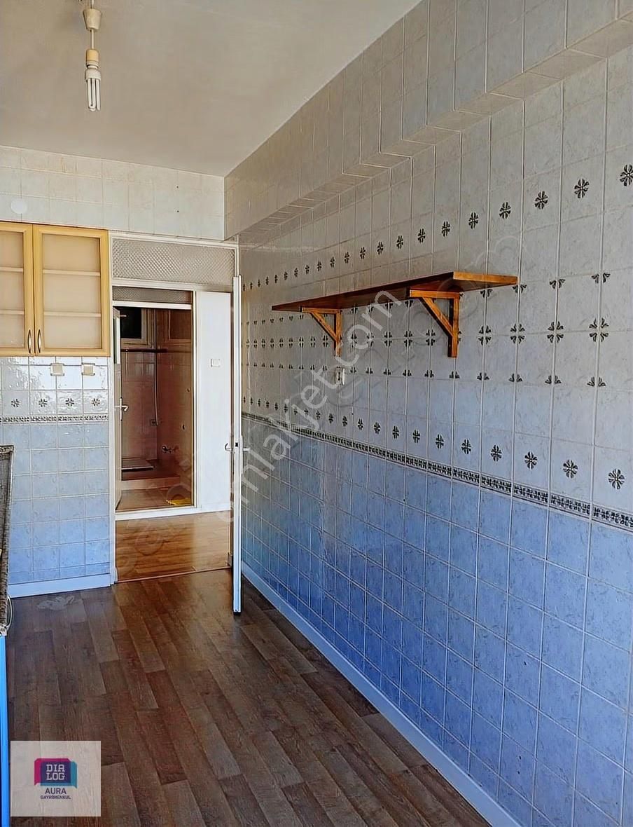 Barış Mahallesinde 2+1 Kiralık Daire - Görsel 3