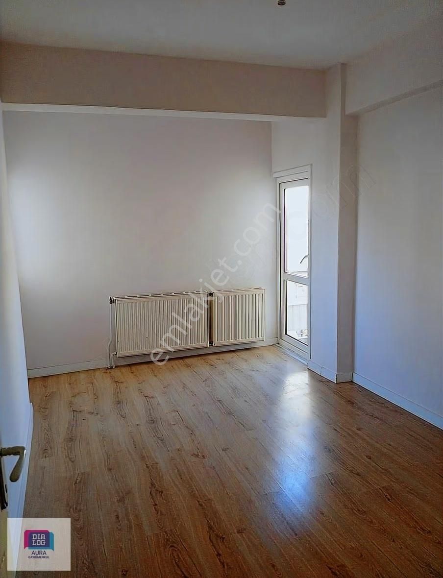 Barış Mahallesinde 2+1 Kiralık Daire - Görsel 5