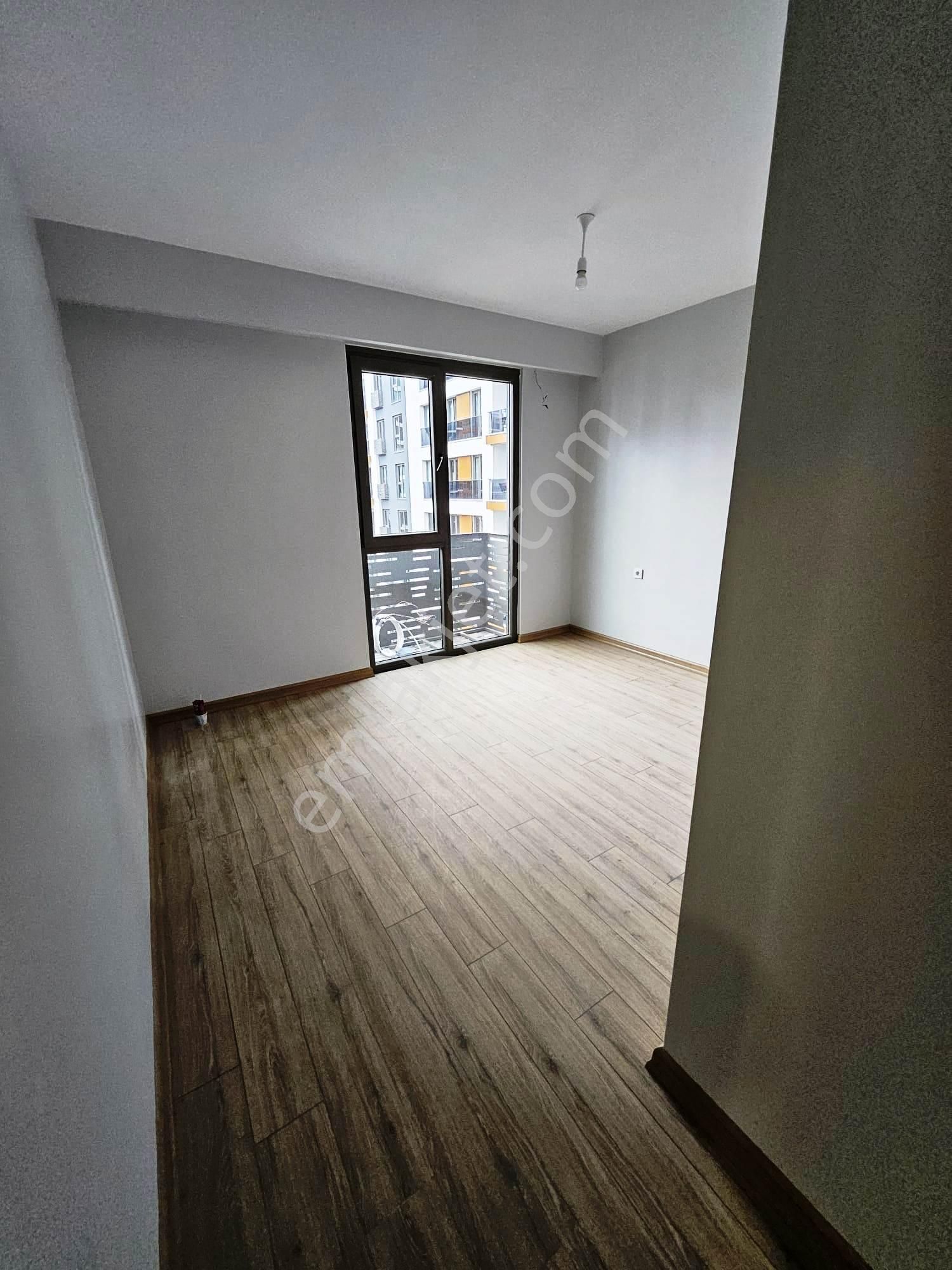 Siltaş Premium'da 3.kat Sıfır Peyzaj Cepheli 84m2 Kiralık 2+1 - Görsel 3