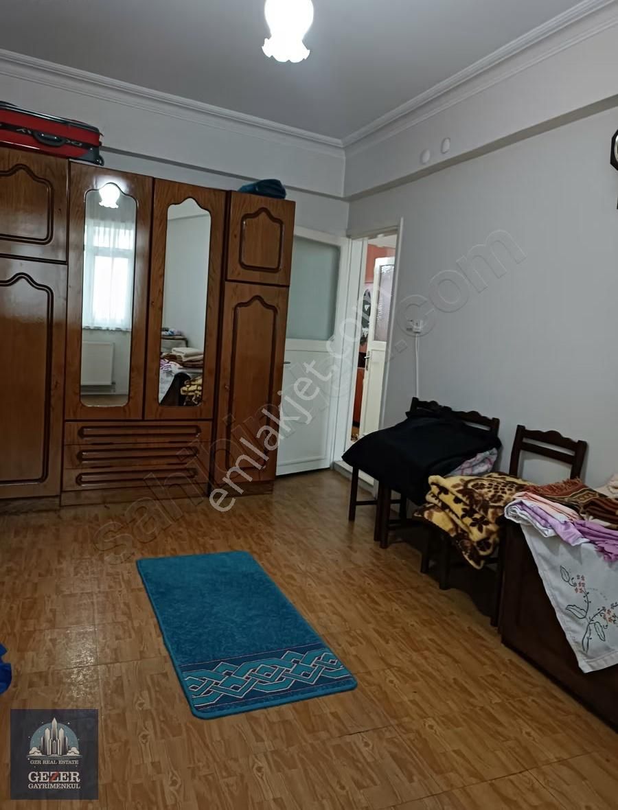 Küçükköyde Mükemmel Konumda Krediye Uygun Giriş Kat Daire - Görsel 21