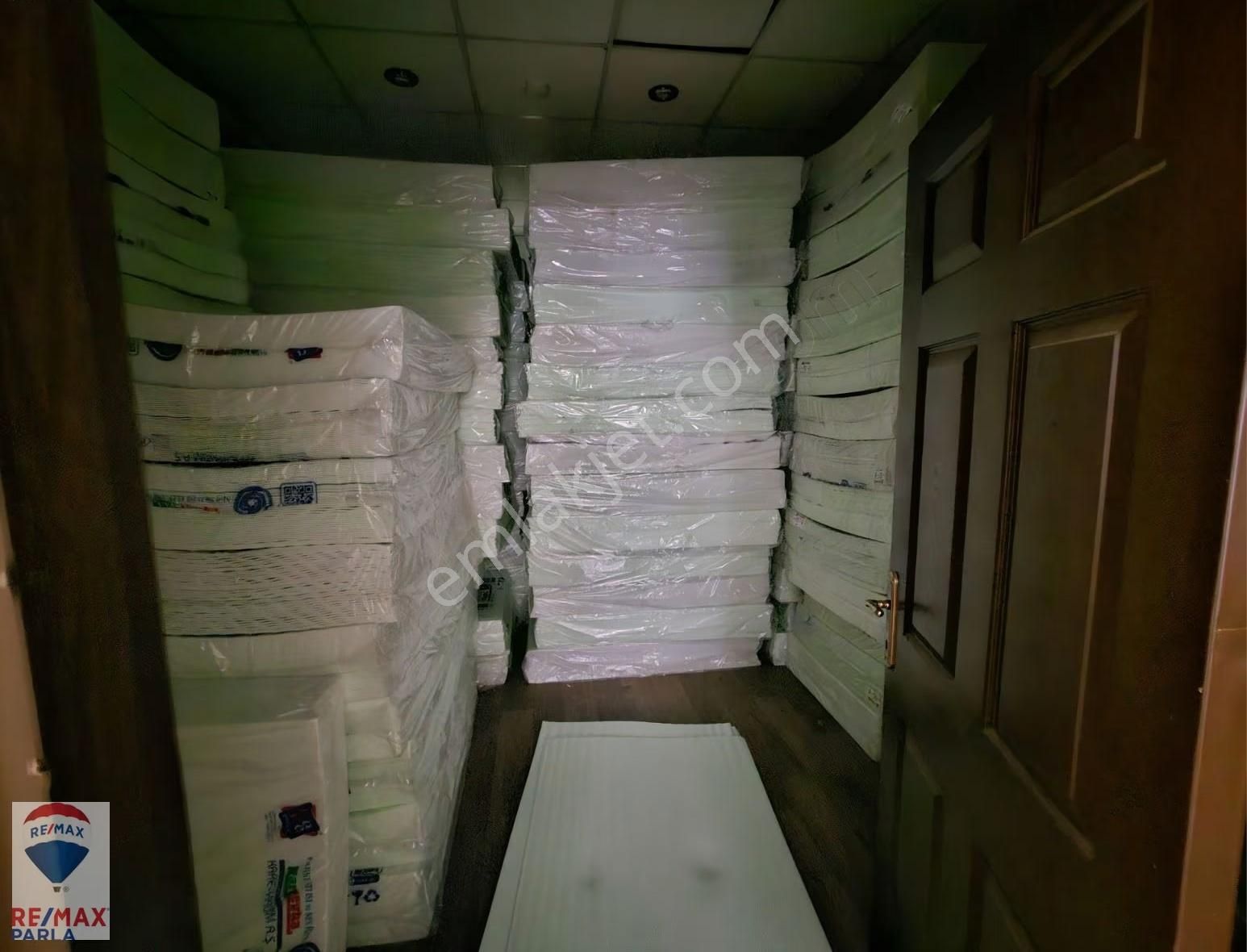 Canik / Piazza Avm Arkası Satılık 1000 M2 4 Katlı Dükkan - Görsel 3