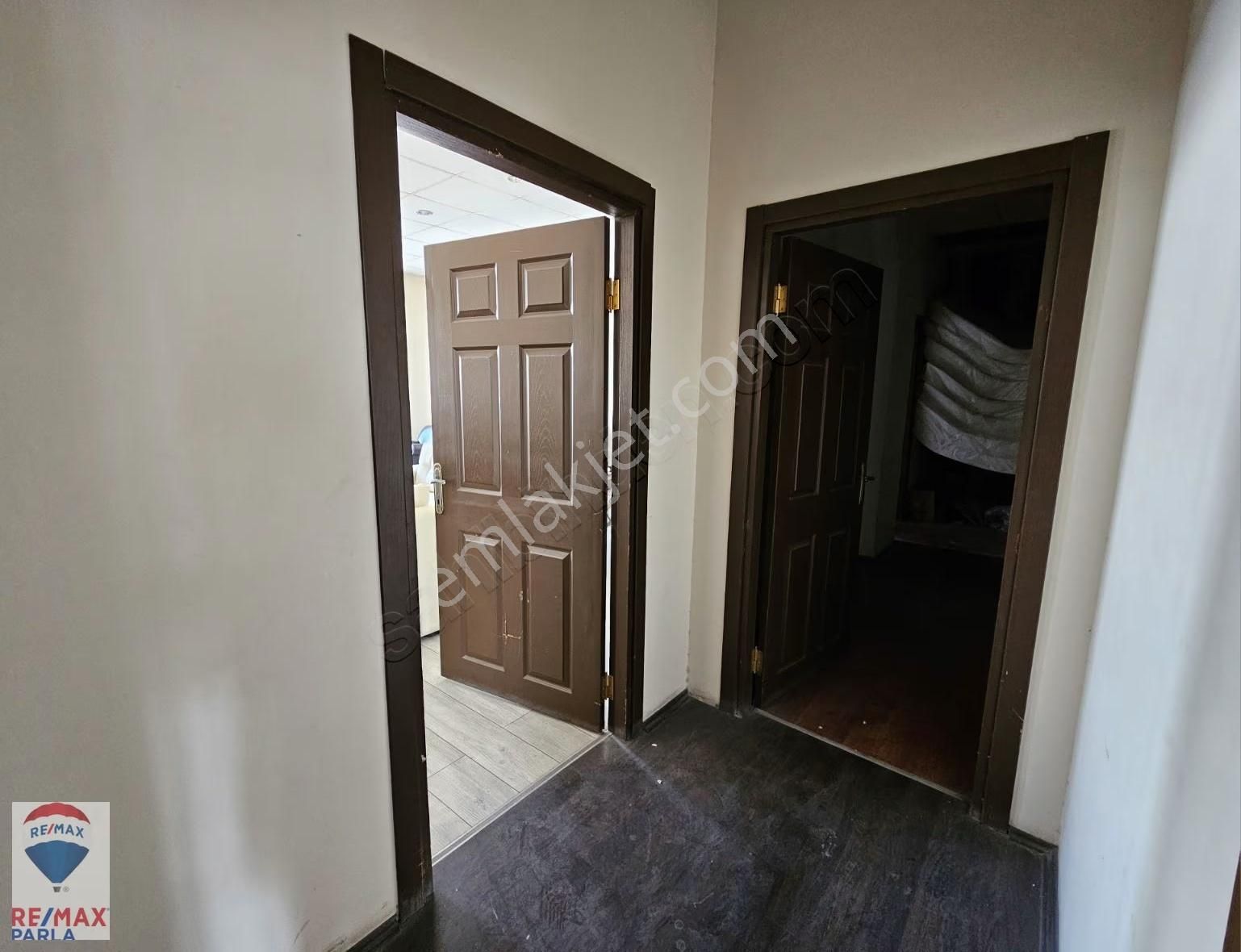 Canik / Piazza Avm Arkası Satılık 1000 M2 4 Katlı Dükkan - Görsel 2