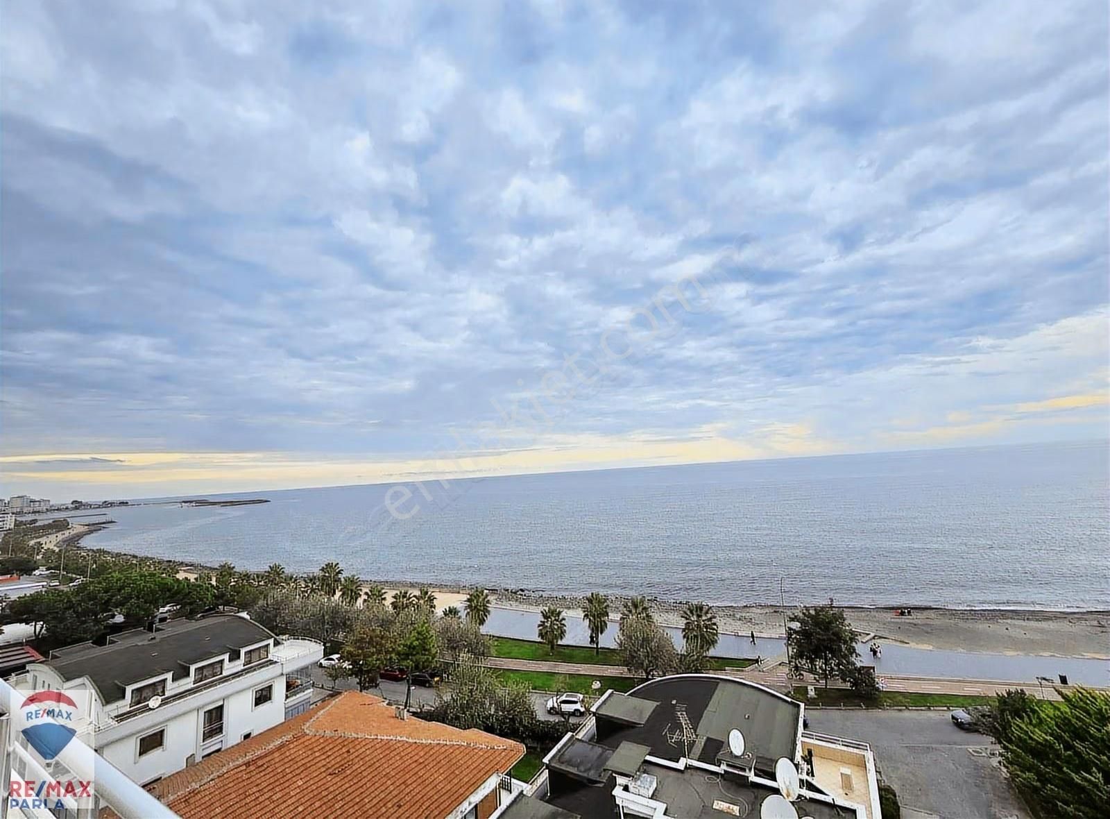 Güzelyalıda Sahile 2. Parsel, Deniz Manzaralı 5+1 Dubleks