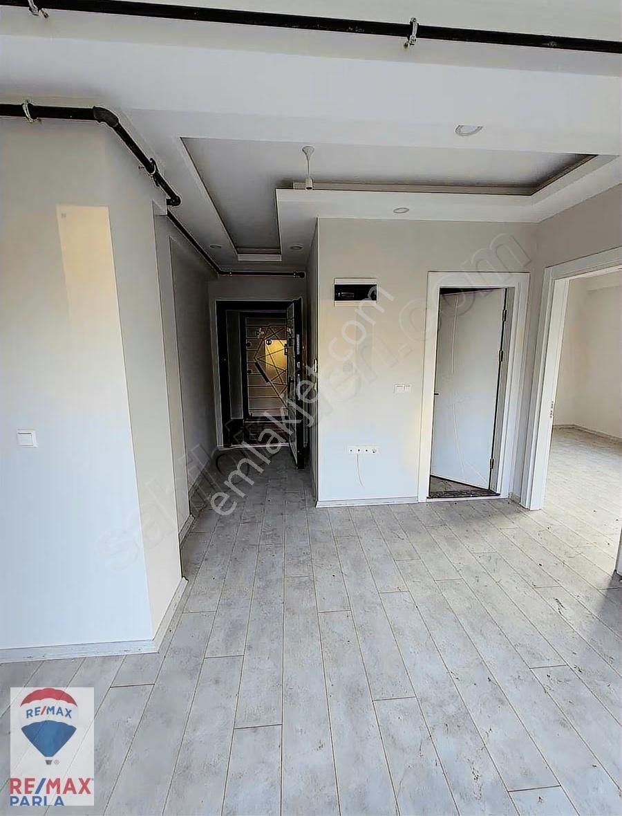 Gelişen Ve Değer Kazanan Lokasyon Fırsat Daire - Görsel 3