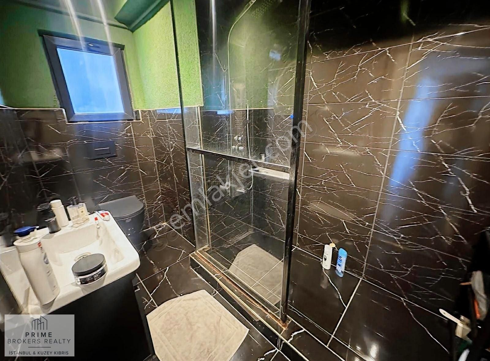 Beyoğlu Merkezde 250m2 Teraslı Manzaralı Asansörlü Emsalsiz Dair - Görsel 8