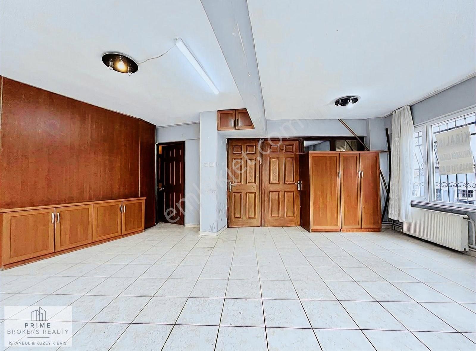 Cihangir Firuzağa'da Müstakil Girişli 1+1 Kiralık Home Ofis - Görsel 9