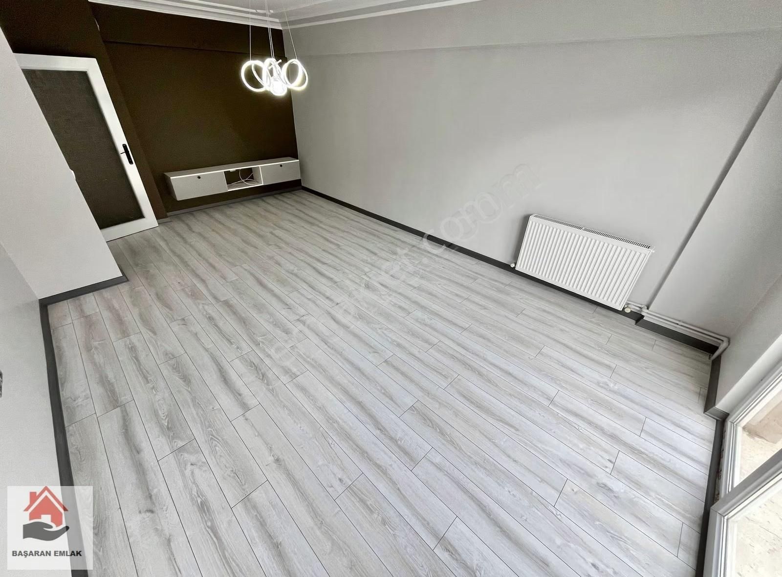 █ 8 Yıllık █ 3+1 Belediye Yakını Arakatta Megalüx Site Dairesi █ - Görsel 2