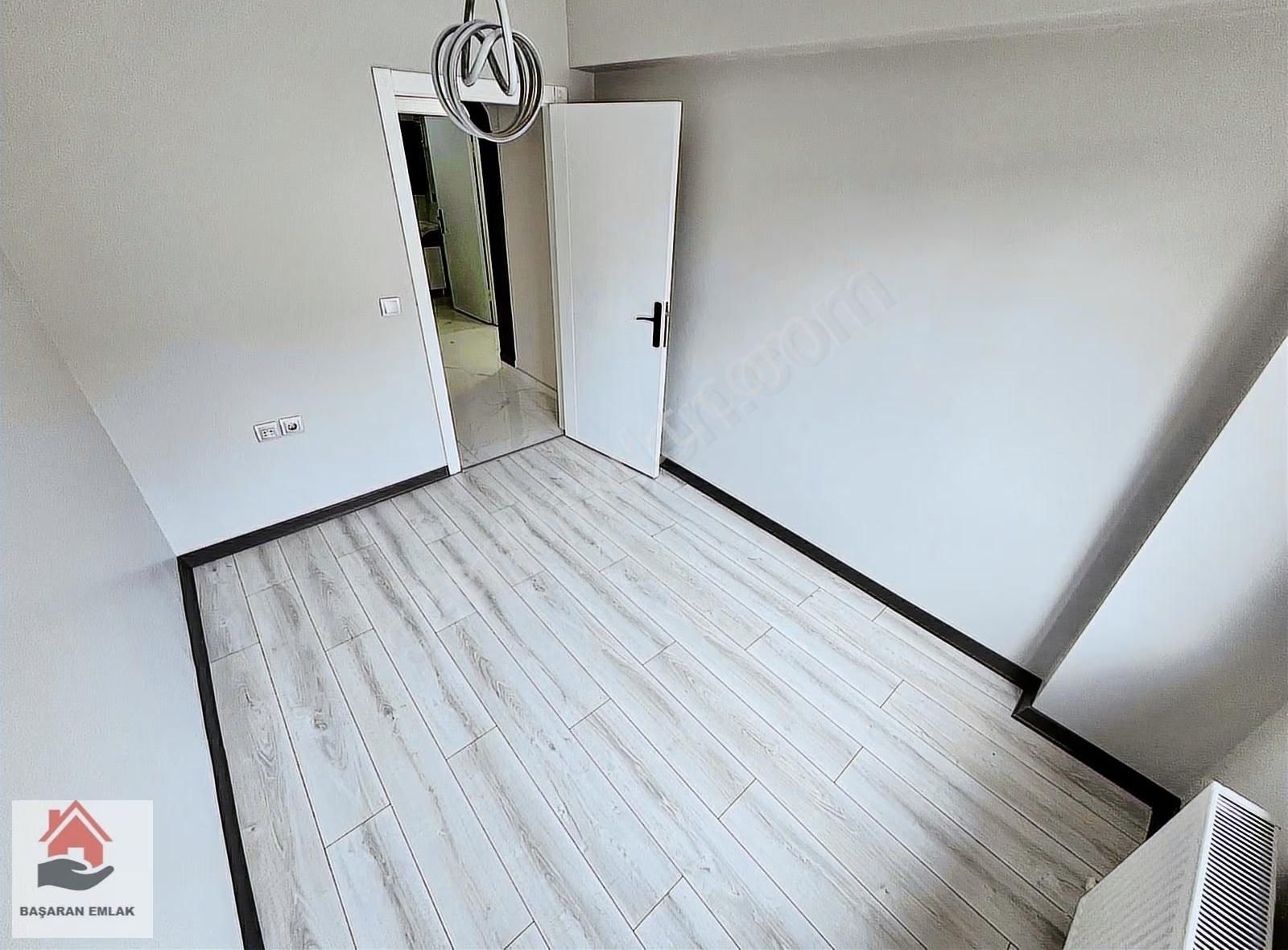 █ 8 Yıllık █ 3+1 Belediye Yakını Arakatta Megalüx Site Dairesi █ - Görsel 32