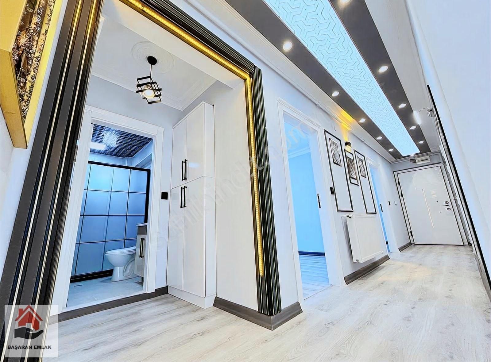 █ 6 Yıllık █ 3+1 Ultra Lüx Ön Cephe Geniş Cam Balkonlu Daire █ - Görsel 24