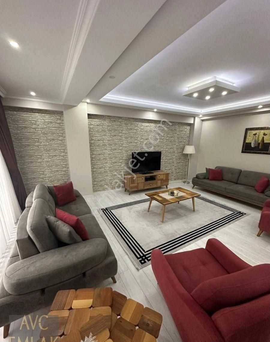 Küçükçekmece Gazi Osman Paşa Caddesi'nde Metrobüse Yakın Satılık Lüks Dubleks Daire - Görsel 27