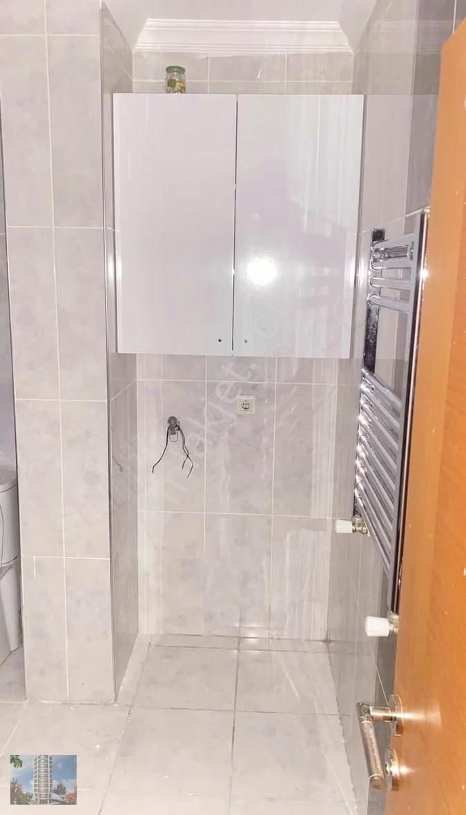 Esenevler Mahallesinde Kiralık 1+1 Merkezi Konum Daire - Görsel 11