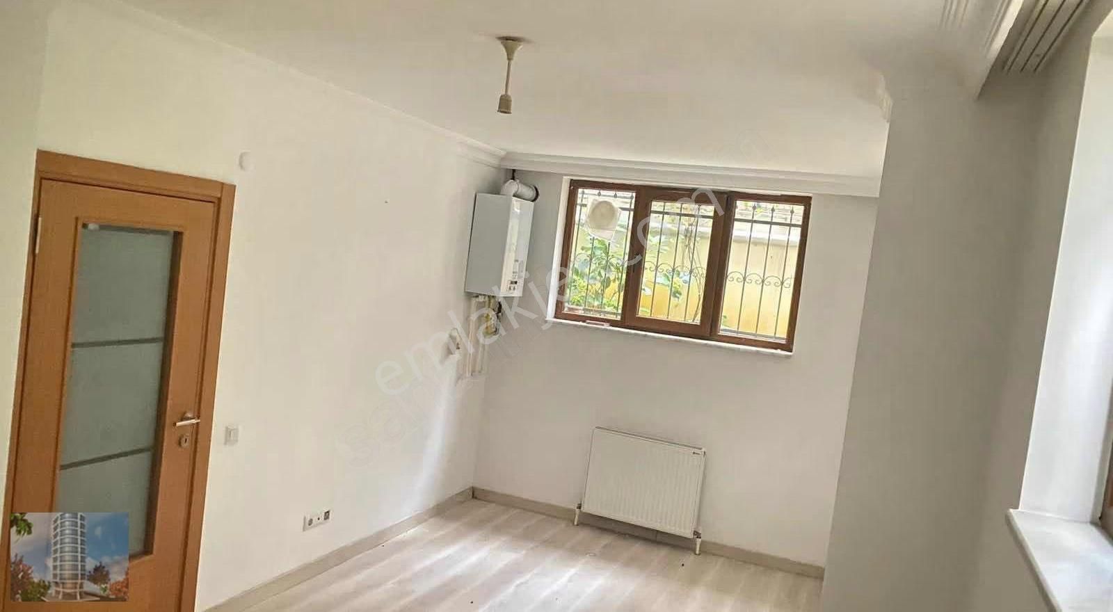 Esenevler Mahallesinde Kiralık 1+1 Merkezi Konum Daire - Görsel 2