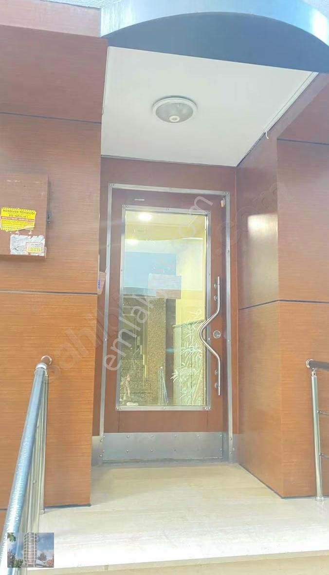 Esenevler Mahallesinde Kiralık 1+1 Merkezi Konum Daire - Görsel 6
