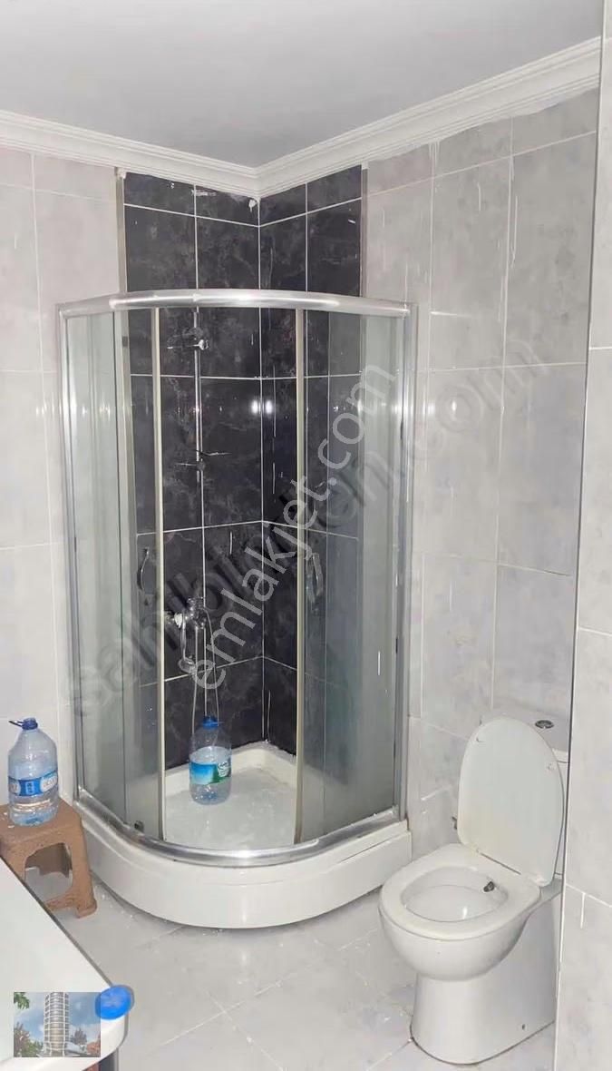 Esenevler Mahallesinde Kiralık 1+1 Merkezi Konum Daire - Görsel 10