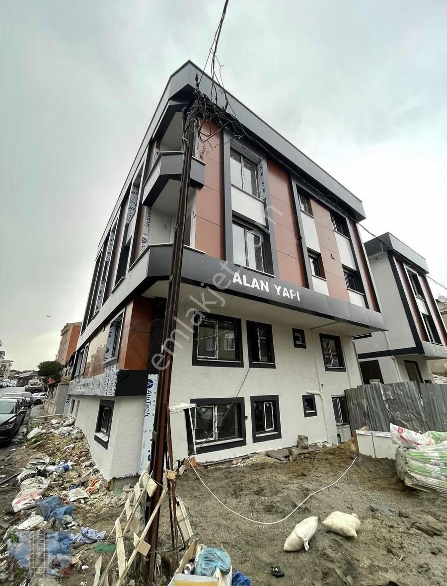 Esatpaşa Hacıbekir Caddesinde Satılık 1+1 Yatırımlık Köşe Daire - Görsel 4