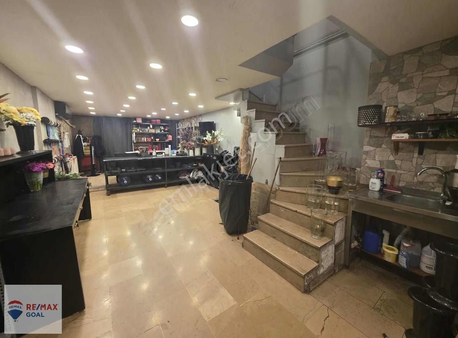 Remax Şirvan'dan Şişli'de Ana Cadde Üzerinde Satılık Dükkan - Görsel 13