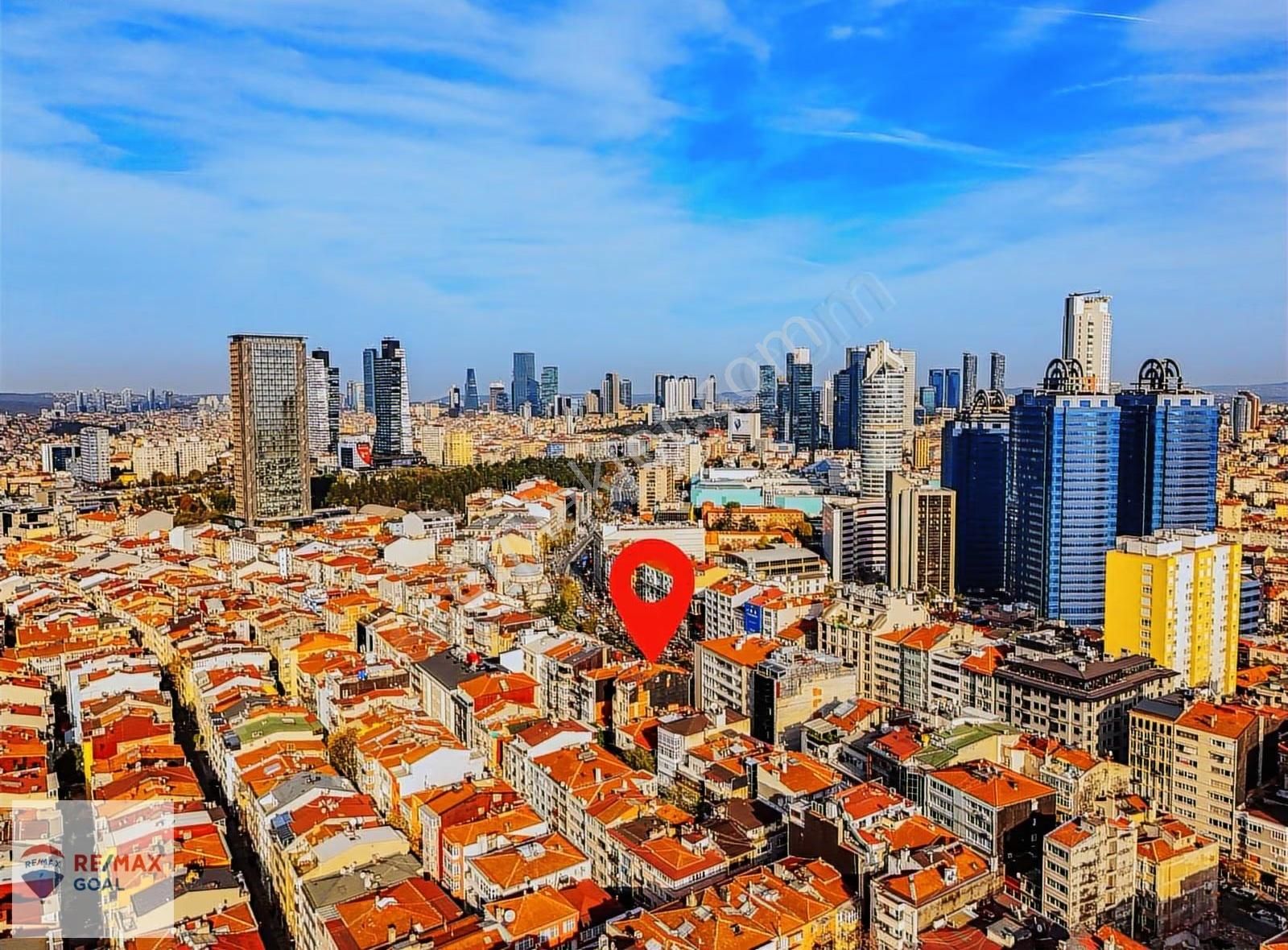 Remax Şirvan'dan Şişli'de Ana Cadde Üzerinde Satılık 3+1 Ofis - Görsel 12