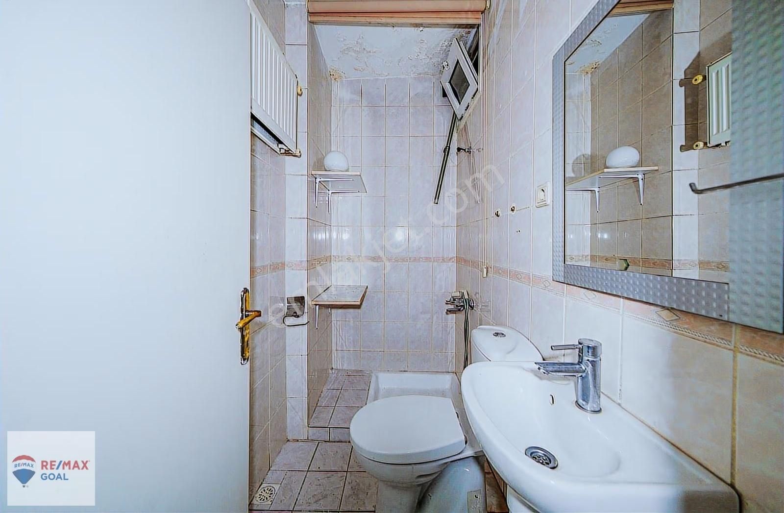Remax Şirvan'dan Şişli'de Ana Cadde Üzerinde Satılık 3+1 Ofis - Görsel 3