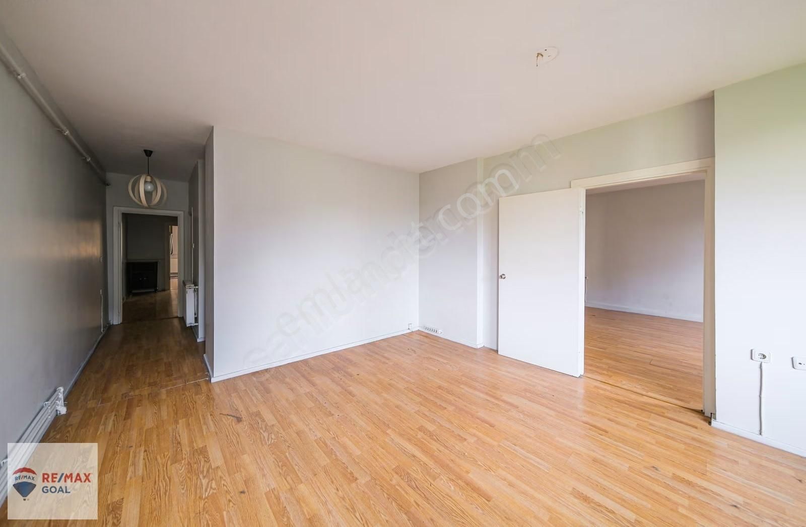 Remax Şirvan'dan Şişli'de Ana Cadde Üzerinde Satılık 3+1 Ofis - Görsel 6
