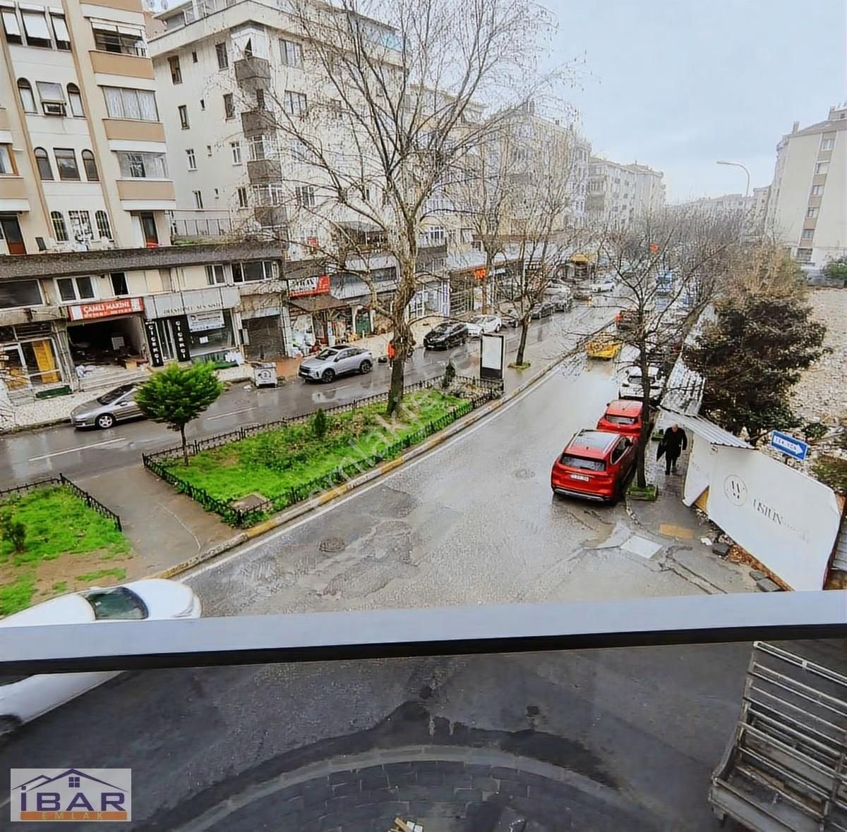 Kuçukyalı Caddede Kiralık 2+1 Daire Guvenlikli Sitede Daire Sfr - Görsel 22