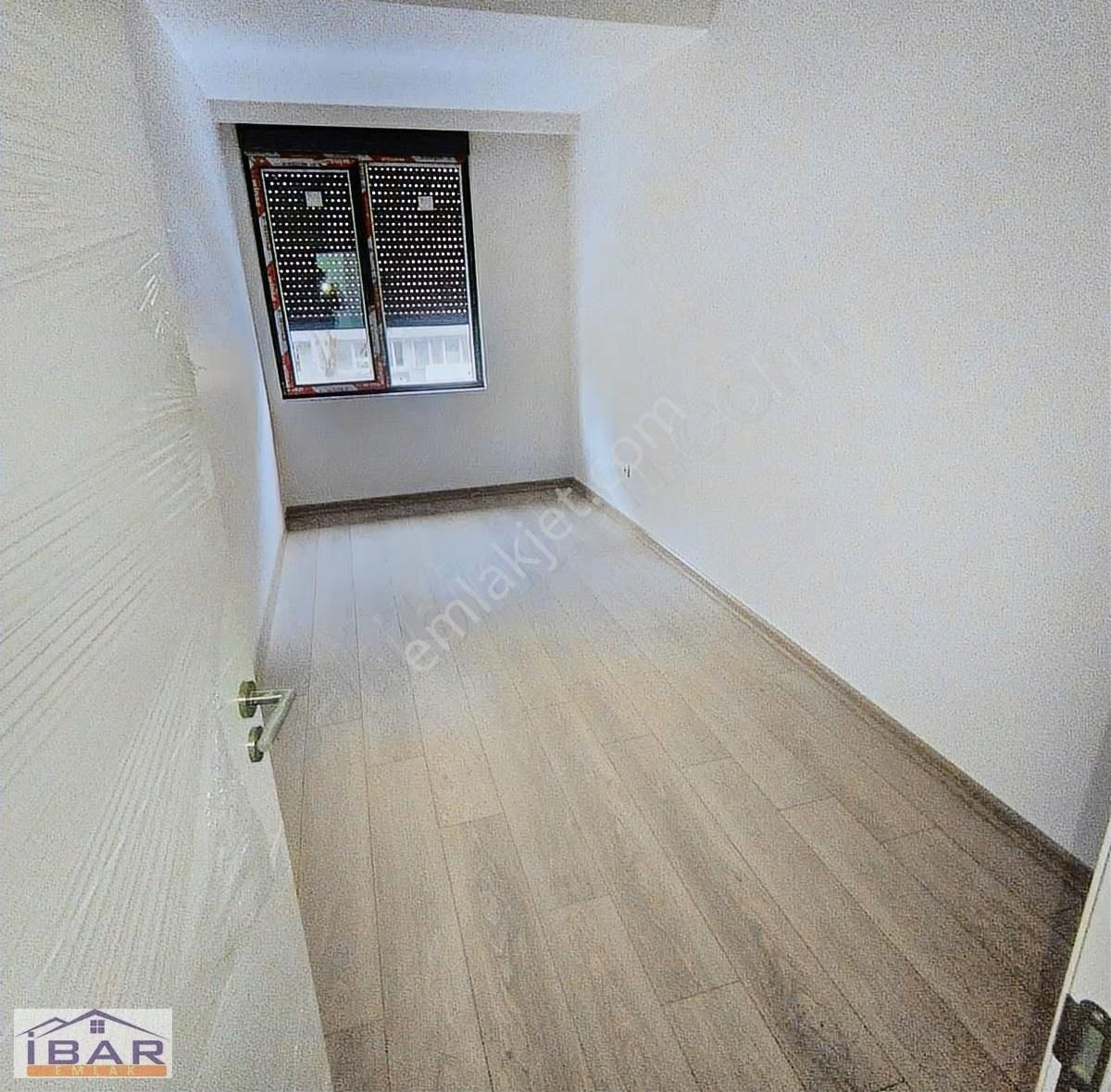 Kuçukyalı Caddede Kiralık 2+1 Daire Guvenlikli Sitede Daire Sfr - Görsel 16