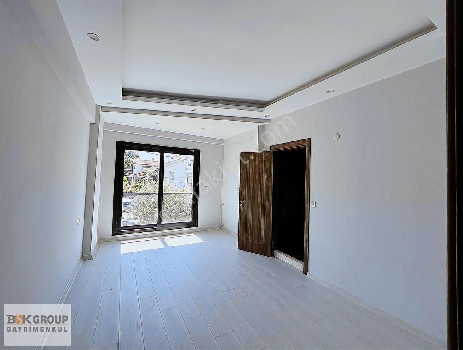 Bsk Dan Denize 50 M Tek Müstakil Geniş Bahçeli Villa - Görsel 26