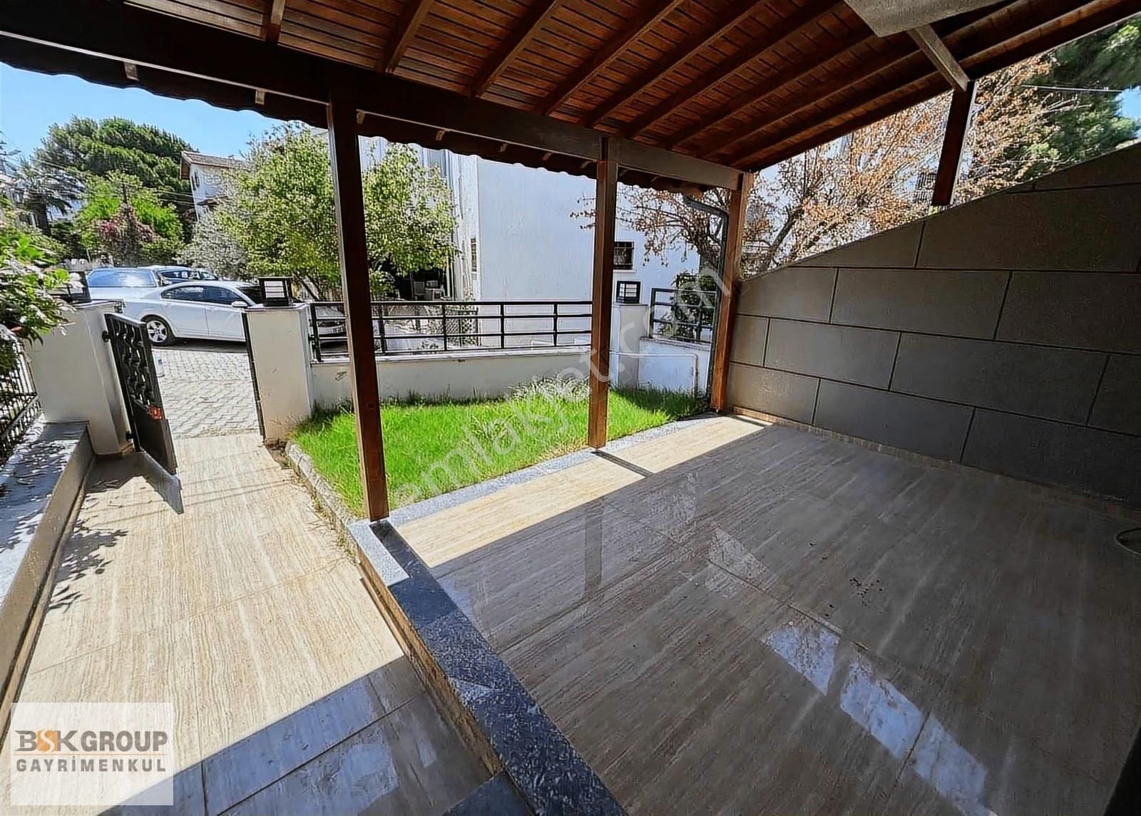 Bsk Dan Denize 50 M Tek Müstakil Geniş Bahçeli Villa - Görsel 11