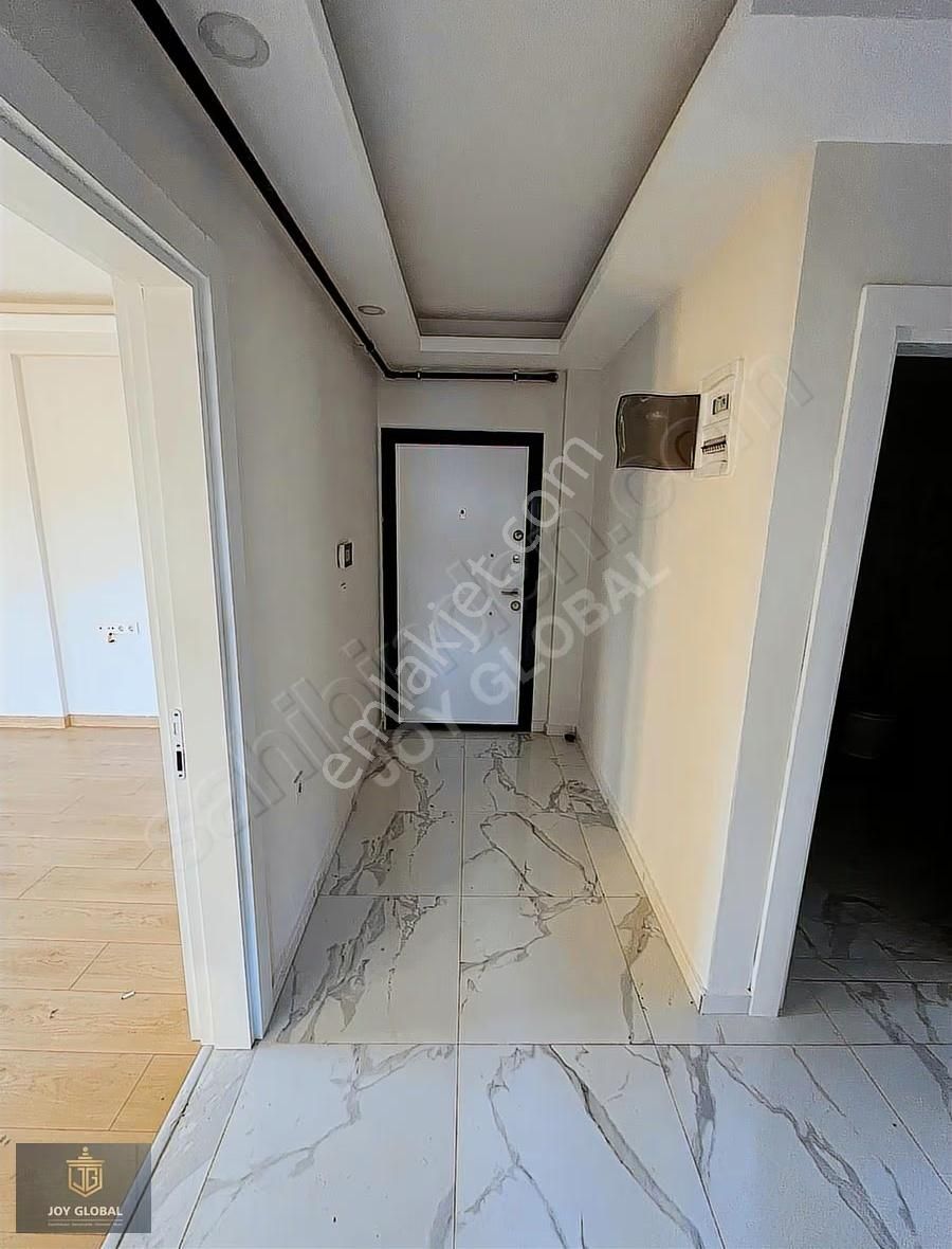 Yeniköyde Doğalgazlı 2+1 Havuzlu Site İçi Katta Daire - Görsel 21