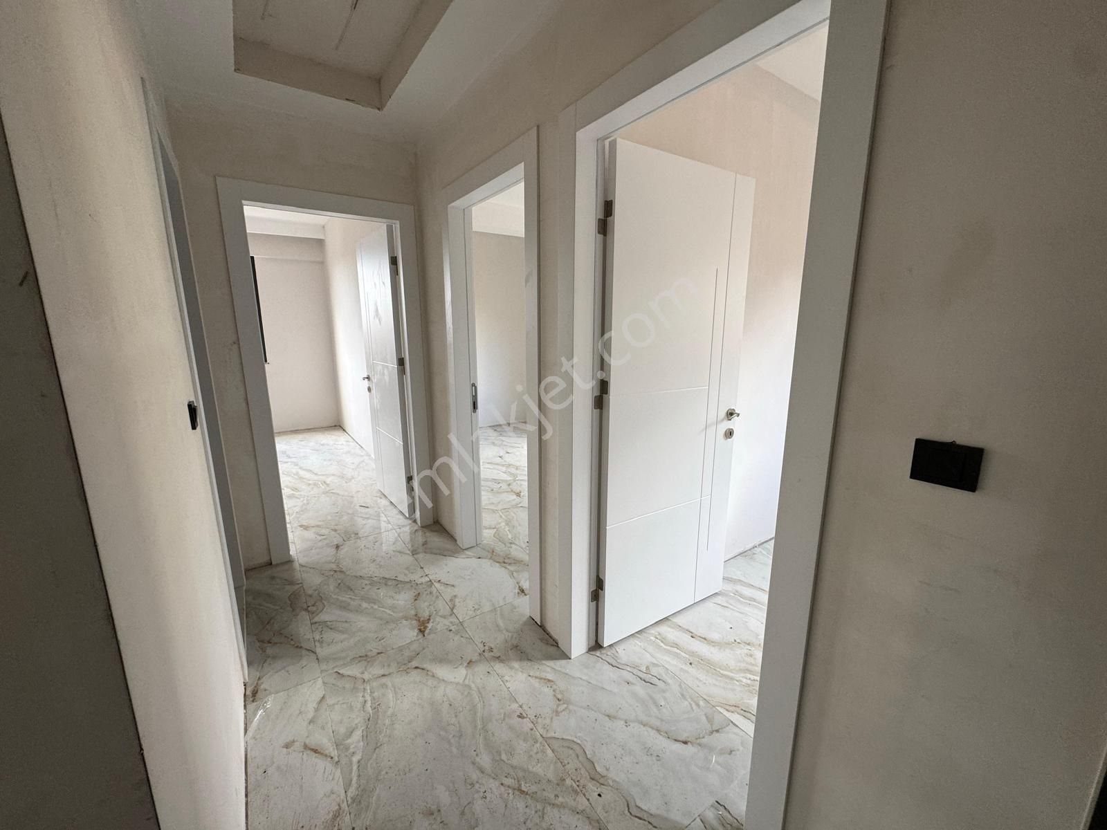 Bereketli De Servergazi Hastahanesinin İkiyüz Metre Yükarısında 3+1 Dairemiz Satılıktır - Görsel 13