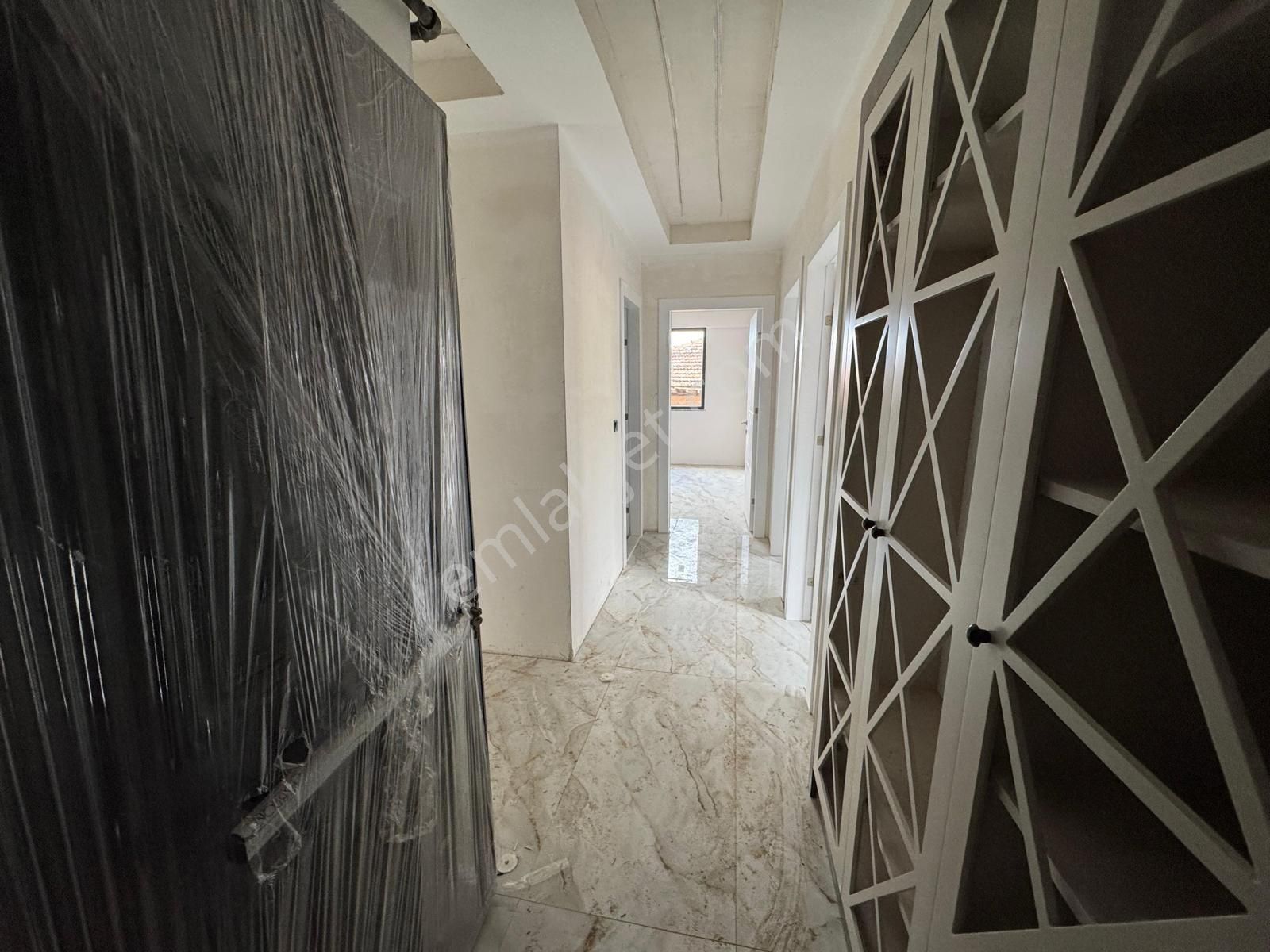 Bereketli De Servergazi Hastahanesinin İkiyüz Metre Yükarısında 3+1 Dairemiz Satılıktır - Görsel 6