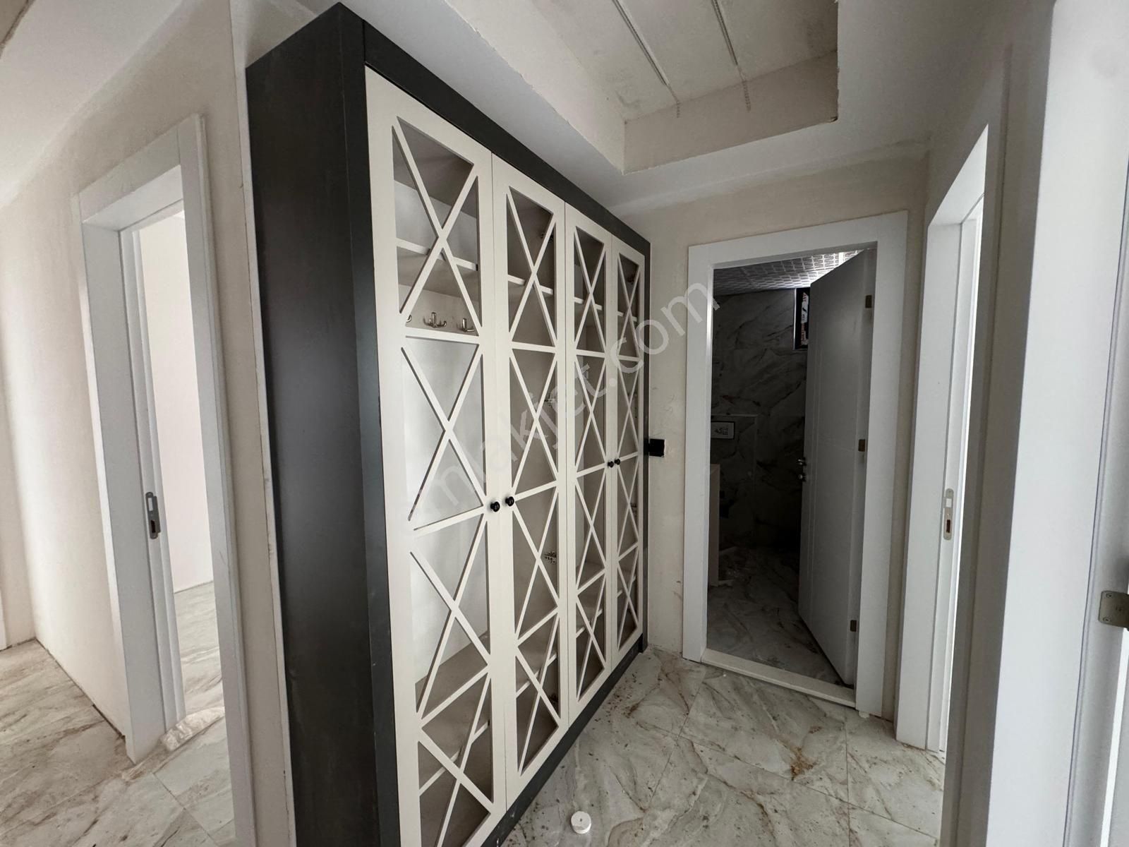 Bereketli De Servergazi Hastahanesinin İkiyüz Metre Yükarısında 3+1 Dairemiz Satılıktır - Görsel 26