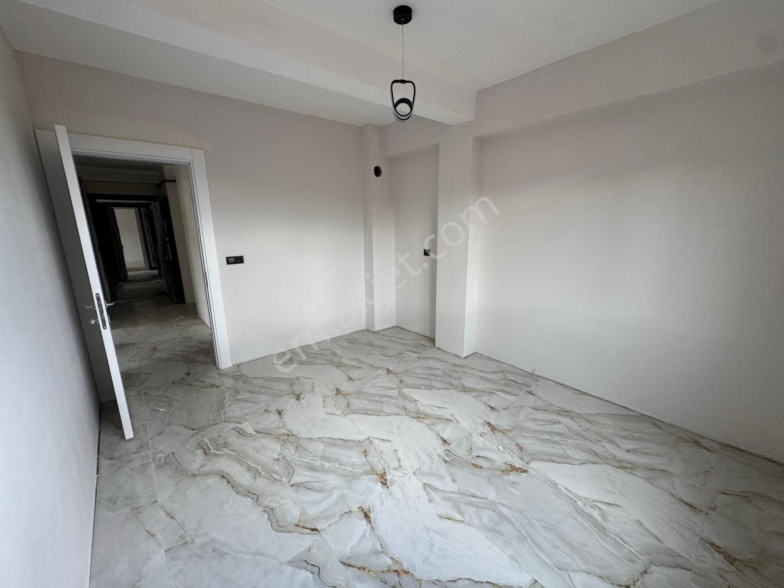 Bereketli De Servergazi Hastahanesinin İkiyüz Metre Yükarısında 3+1 Dairemiz Satılıktır - Görsel 21