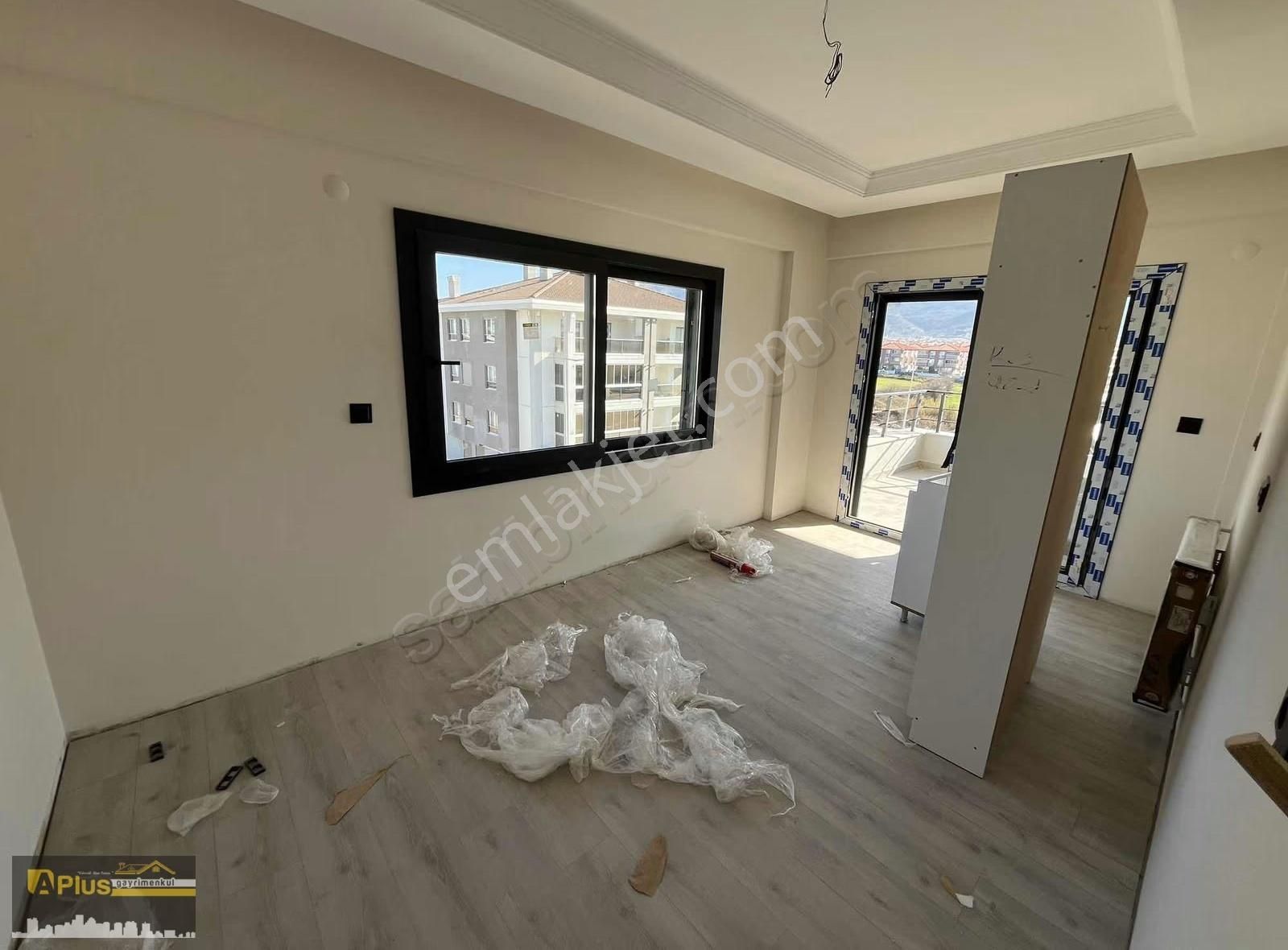 A Plus Gayrimenkulden Fen Lisesi Civarı 3+1 Sıfır Satılık Daire - Görsel 12