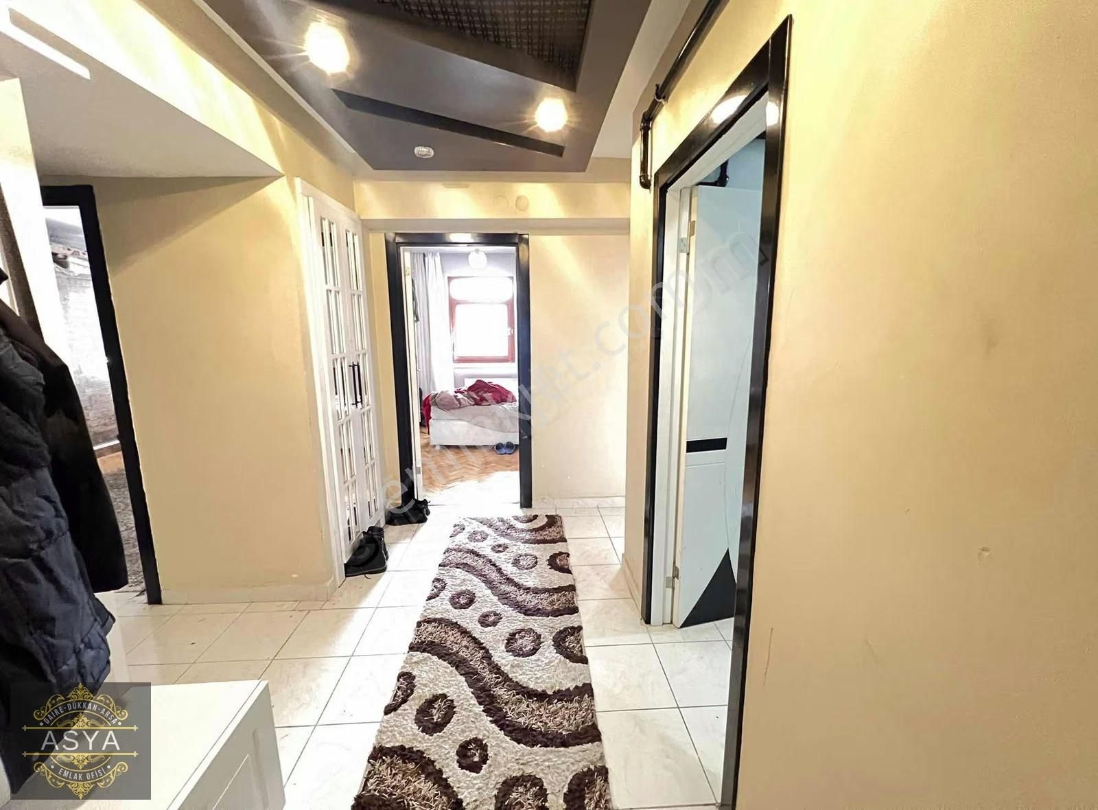 23 Nisan Okul Dibi Cadde Üzeri Full Yapılı Geniş 3+1 Satılık - Görsel 4