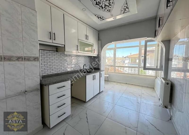 Ufuktepe Mahallesinde Cadde Üzeri Fırsat 3+1 Satılık Daire - Görsel 10