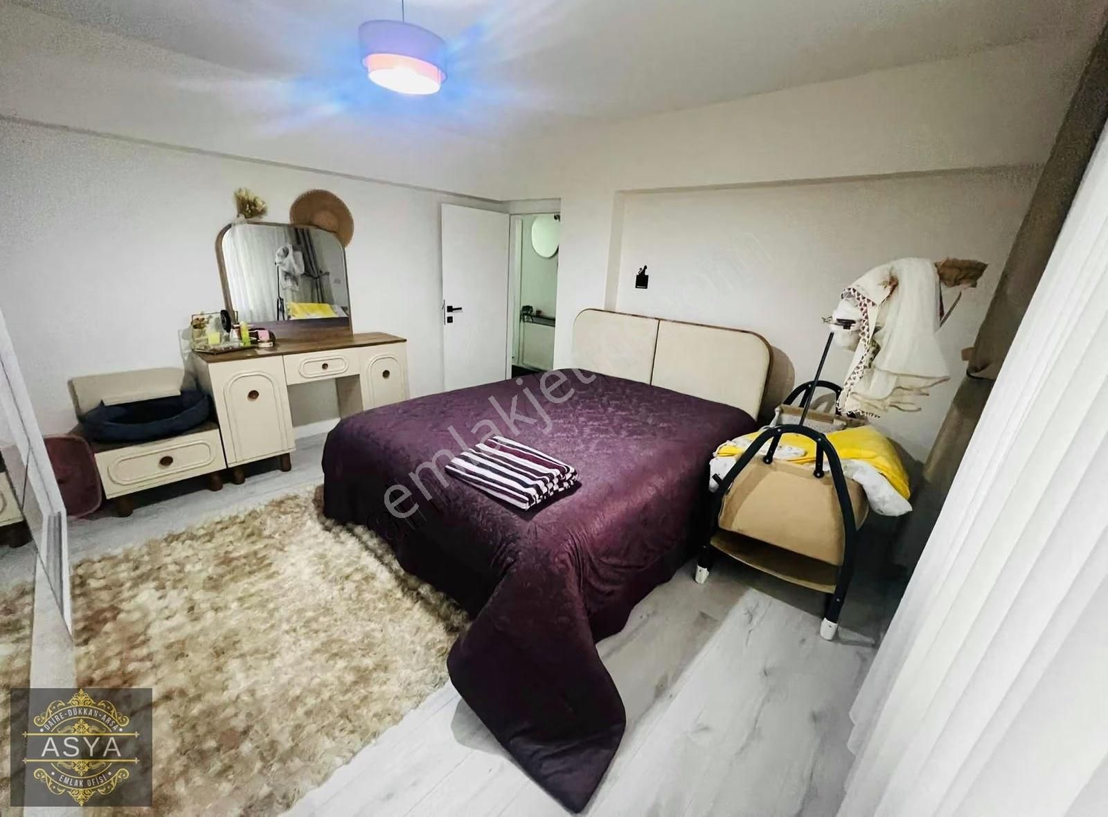 Saklambaç Cadde Üzeri Full Yapılı 3+1 Geniş Balkonlu Fırsat!! - Görsel 10