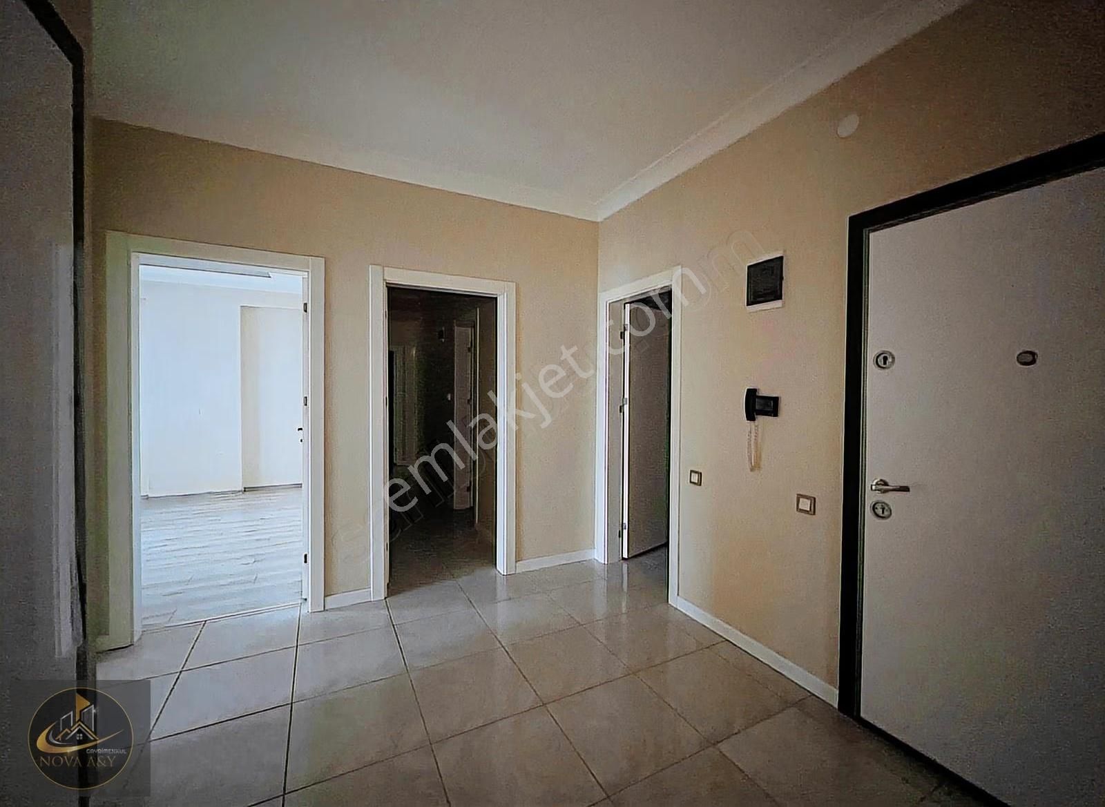 Şefikcan'da Site İçi Modern 4+1 Net 155m² Kullanıma Hazır Daire - Görsel 24