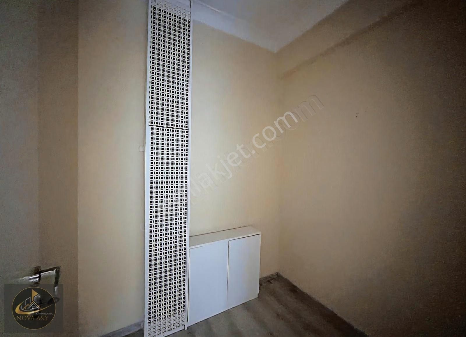 Şefikcan'da Site İçi Modern 4+1 Net 155m² Kullanıma Hazır Daire - Görsel 31