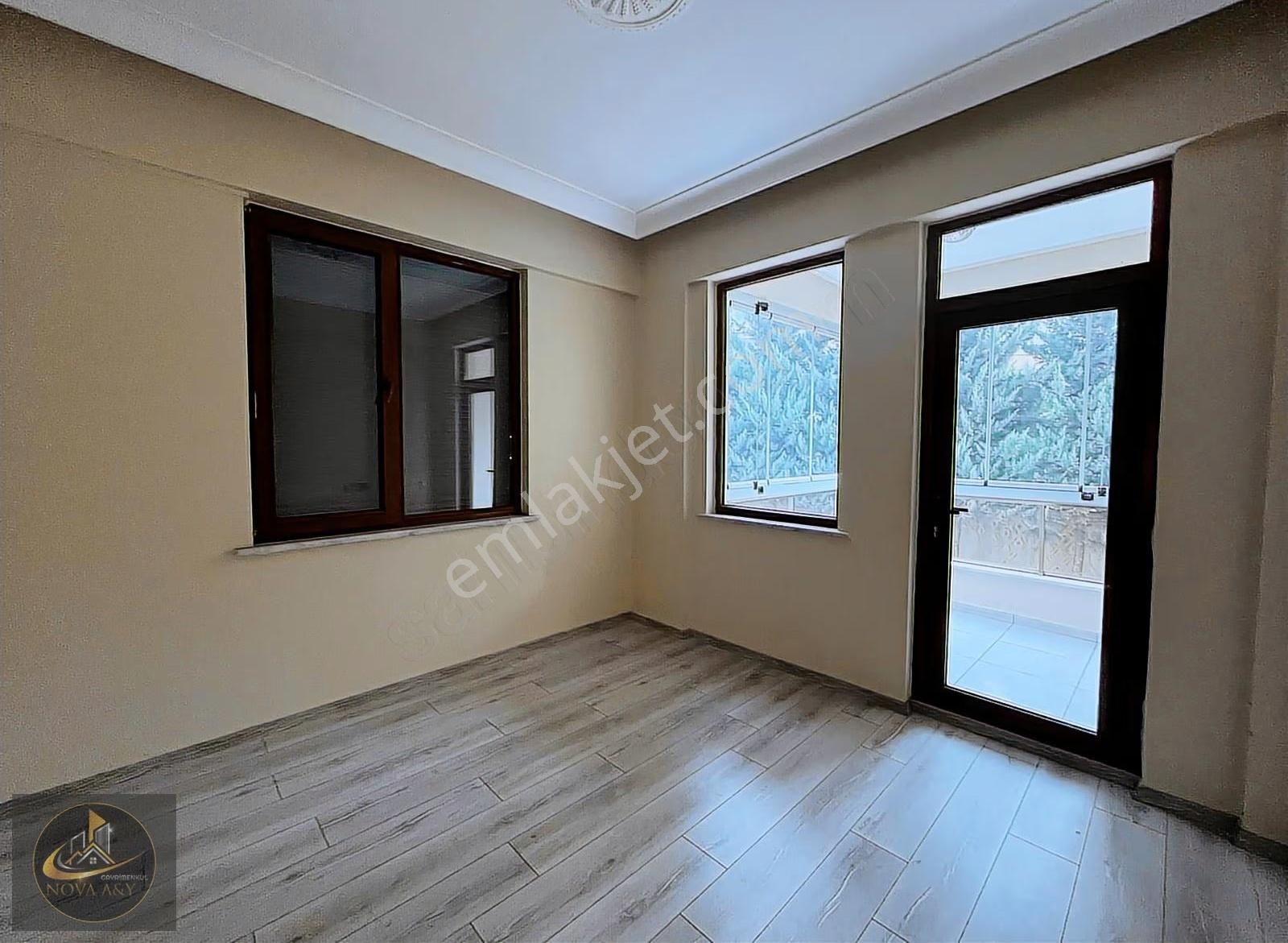 Şefikcan'da Site İçi Modern 4+1 Net 155m² Kullanıma Hazır Daire - Görsel 9